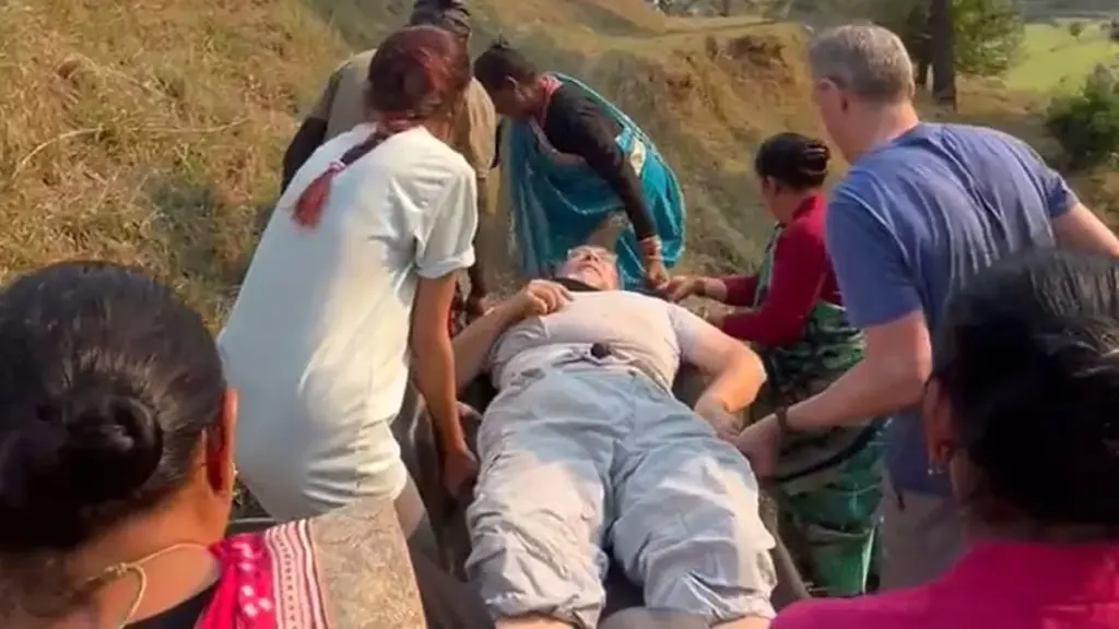 उत्तराखंड: रूसी नागरिक के साथ हादसा, हाथ जोड़कर मांगी मदद, गांव की महिलाएं बनीं ‘देवदूत’