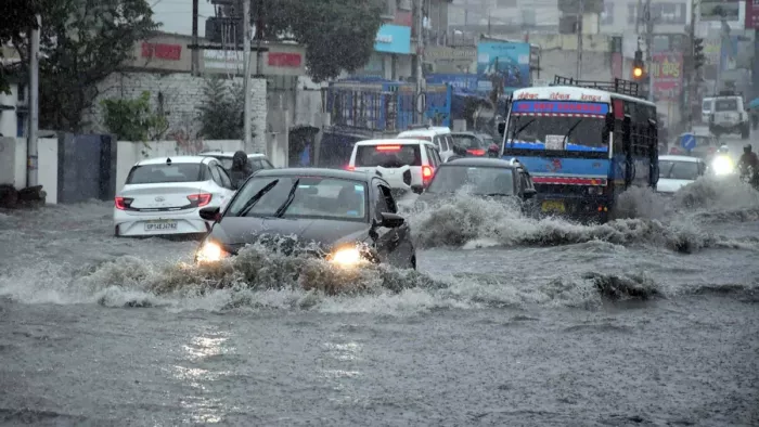 उत्तराखंड में भारी बारिश का कहर: मौसम विभाग ने किया ऑरेंज अलर्ट जारी