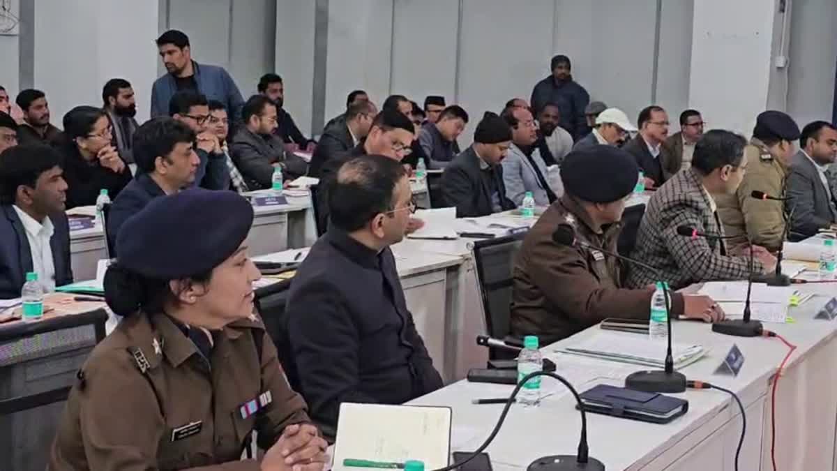 चारधाम यात्रा 2026: ऋषिकेश में महामंथन, 50 लाख से ज्यादा श्रद्धालुओं के लिए तैयार हो रहा ‘एडवांस रोडमैप’