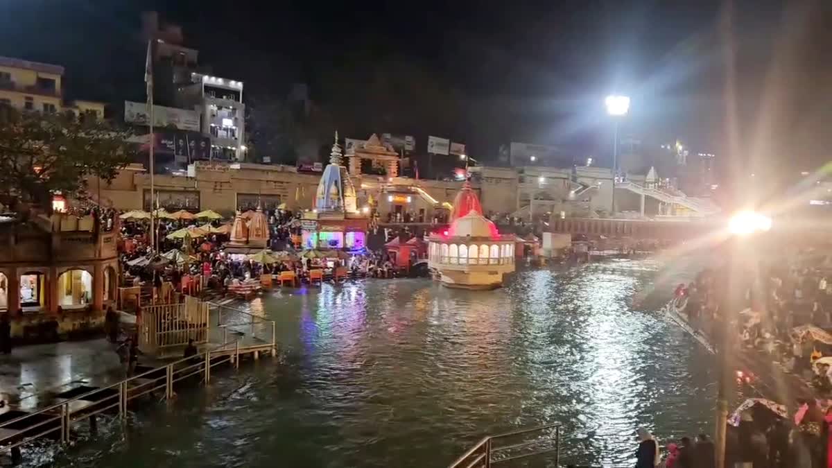 Breaking News(हरिद्वार): बसंत पंचमी पर हर की पैड़ी में आस्था का महाकुंभ; भोर से ही गंगा स्नान के लिए उमड़ा जनसैलाब
