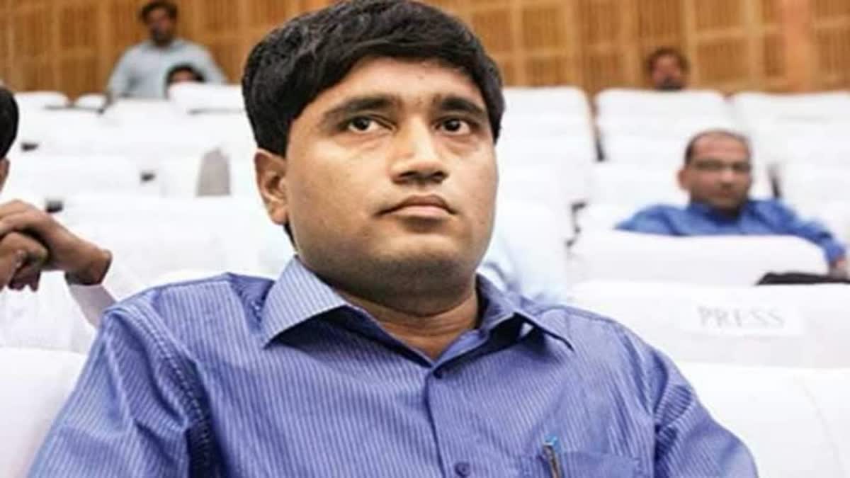 फिर चर्चाओं में IFS संजीव चतुर्वेदी: आधिकारिक भत्तों की पूरी राशि सीएम राहत कोष में दान.