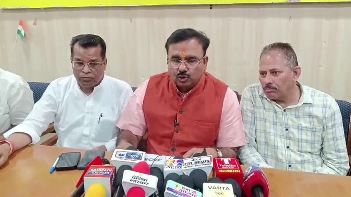 चारधाम यात्रा पर सियासत तेज, कांग्रेस-भाजपा आमने-सामने