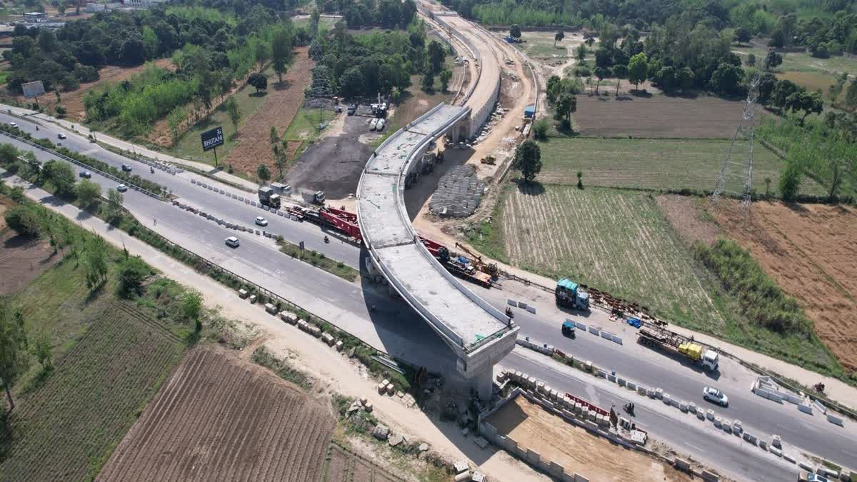दिल्ली-देहरादून एक्सप्रेस-वे पर टू-व्हीलर को भी मिलेगी रफ्तार, राजधानी को नई सौगात