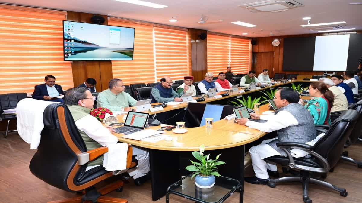 धामी कैबिनेट में 18 प्रस्तावों पर मुहर, कई अहम फैसले मंजूर
