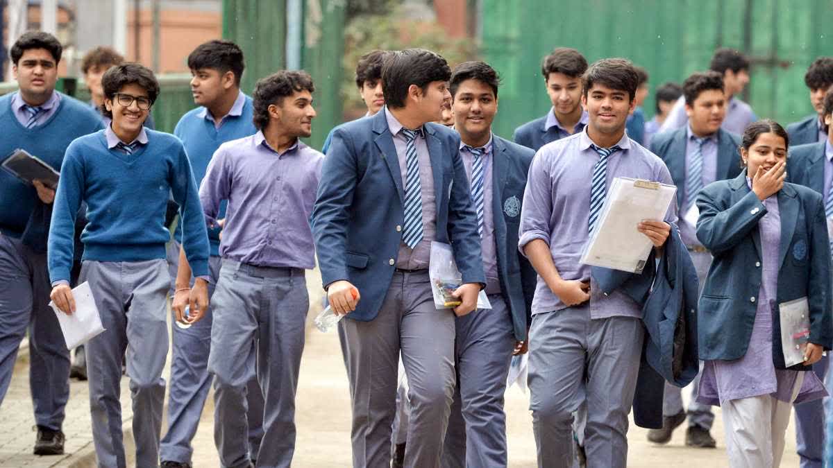 CBSE 12th Result : 12वीं की बोर्ड परीक्षा के नतीजे जारी, 85.20% छात्र सफल हुए