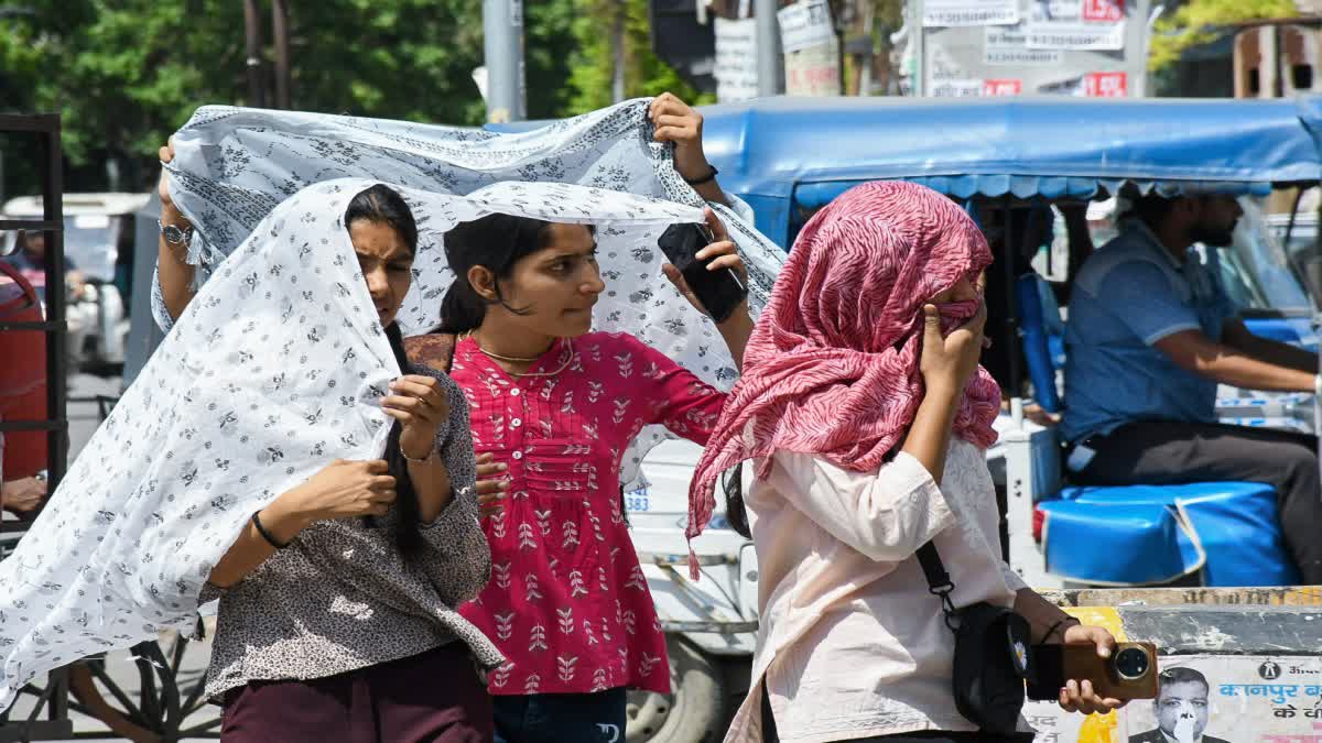 आंध्र प्रदेश में भीषण गर्मी का तांडव: हीट स्ट्रोक से एक ही दिन में 21 लोगों की मौत, अकेले विजयवाड़ा में 10 ने दम तोड़ा.
