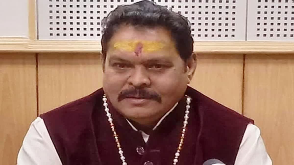 पूर्व विधायक सुरेश राठौर को हाईकोर्ट से अग्रिम जमानत, राज्य सरकार से तीन हफ्ते में मांगा जवाब
