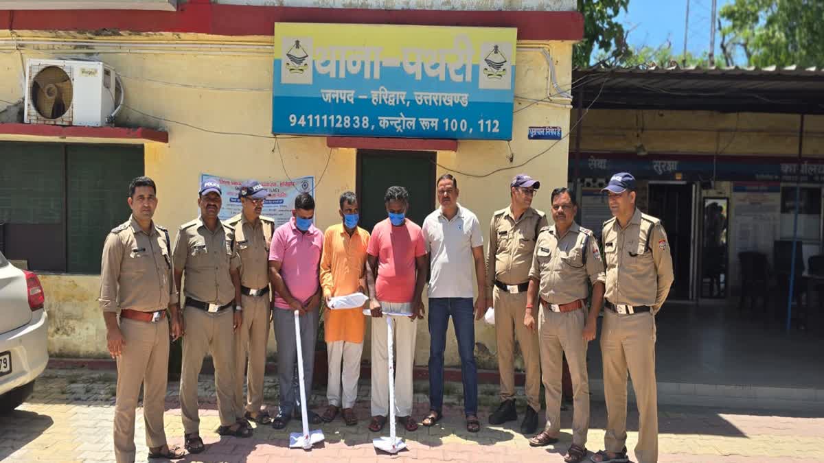 हरिद्वार डबल मर्डर केस का खुलासा: मंदिर के दो साधुओं की हत्या में तीन आरोपी गिरफ्तार