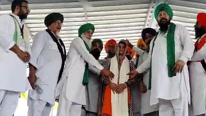 शंभू बाॅर्डर पर किसान महापंचायत: पहलवान विनेश फोगाट सम्मानित, कहा-मैं अपने परिवार के बीच आई हूं, इनकी सुनिए