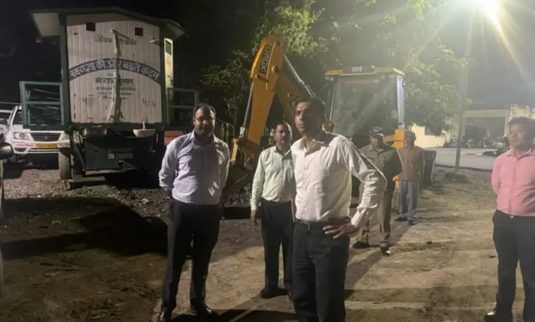 शहर में सफाई एवं सुगम व्यवस्था को लेकर जिलाधिकारी गंभीर..