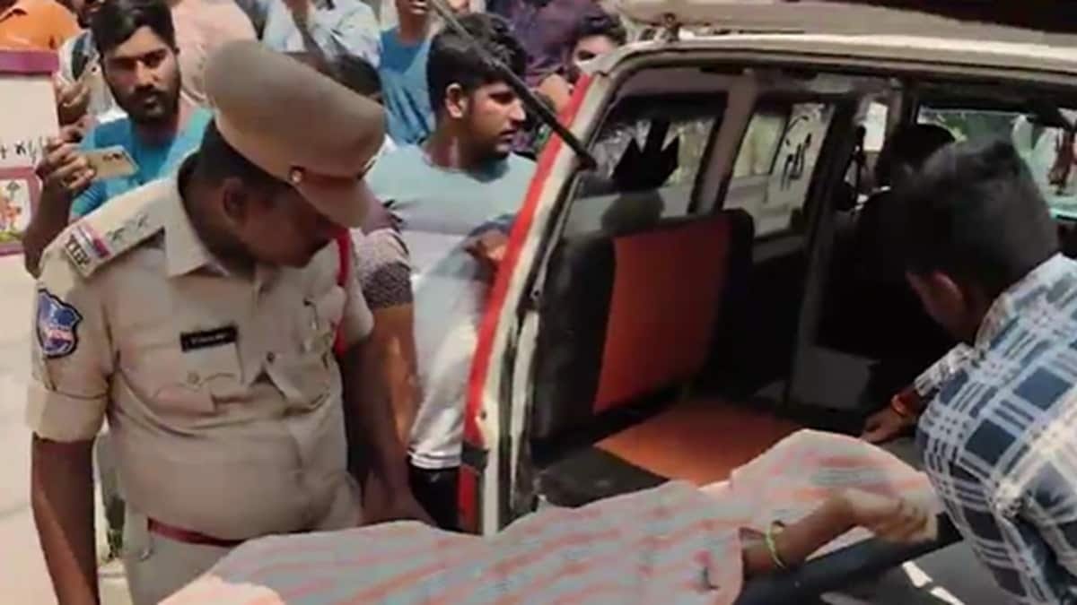 तेलंगाना: प्रेमी संग नई ज़िंदगी के लिए मां ने बच्चों को खिलाई ‘जहर वाली दही’, पति के भूखे रहने से बची जान।