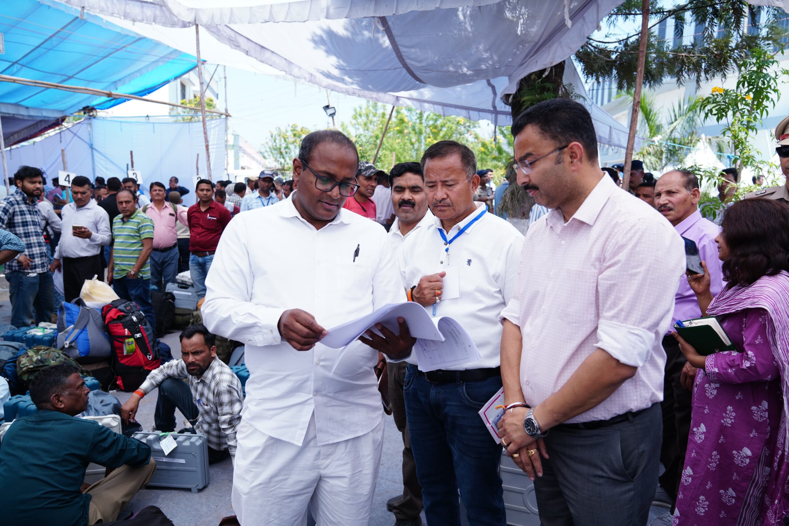 मुख्य निर्वाचन अधिकारी ने लिया निर्वाचन तैयारियों का जायजा