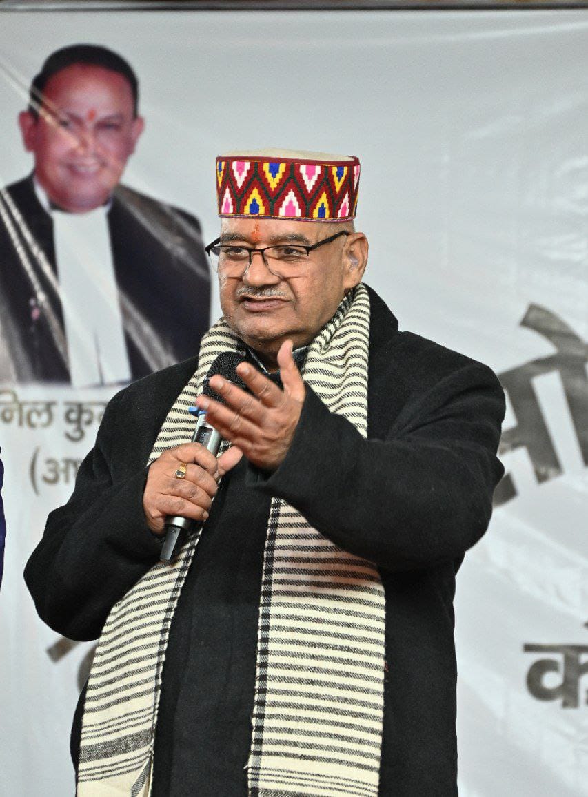 बार एसोसिएशन के वार्षिकउत्सव कार्यक्रम में प्रतिभाग करते कैबिनेट मंत्री गणेश जोशी