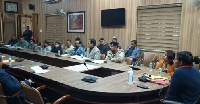DM सोनिका की अध्यक्षता में जनपदीय पशुकू्ररता निवारण समिति की बैठक आयोजित....