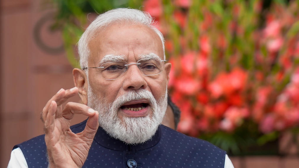 Breaking News :नीट पेपर लीक मामले में प्रधानमंत्री मोदी का सख्त रुख ,फास्ट ट्रैक कोर्ट बनाकर  दोषियों को मिलेगी सजा