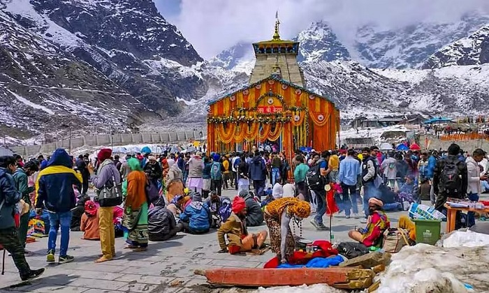 बाबा केदारधाम में रील बनाने वालों की अब खैर नहीं: