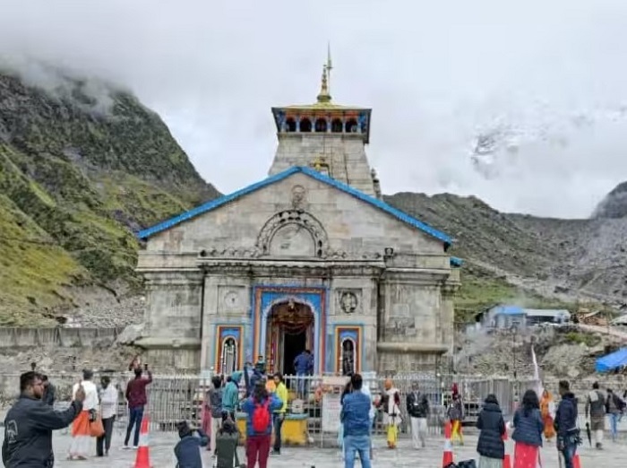 बड़ी ख़बर,,अब 20 घंटे खुला रहेगा बाबा का दरबार,,भक्तों की भारी भीड़ को देख बड़ा फैसला..