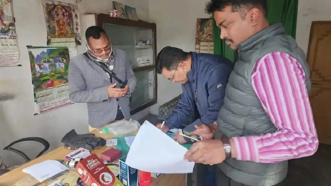 लालकुआं और बिंदुखत्ता क्षेत्र के निजी क्लीनिकों में स्वास्थ्य विभाग की छापेमारी:
