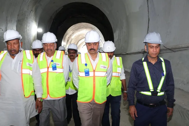 ऋषिकेश-कर्णप्रयाग रेल परियोजना पर बड़ा अपडेट: जून 2028 तक ब्यासी और दिसंबर 2029 तक कर्णप्रयाग पहुंचेगी ट्रेन