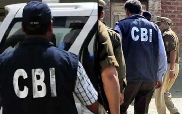 बड़ी खबर,,CBI ने एक लाख रिश्वत लेते रंगेहाथ धरा,,एई के घर से 20 लाख नकद बरामद..