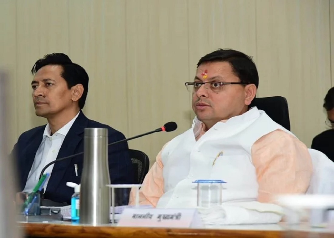 उत्तराखंड सीएम धामी ने अधिकारियों को सीमावर्ती जनपद पिथौरागढ़ में विकास कार्यों में तेजी लाने के दिये निर्देश.