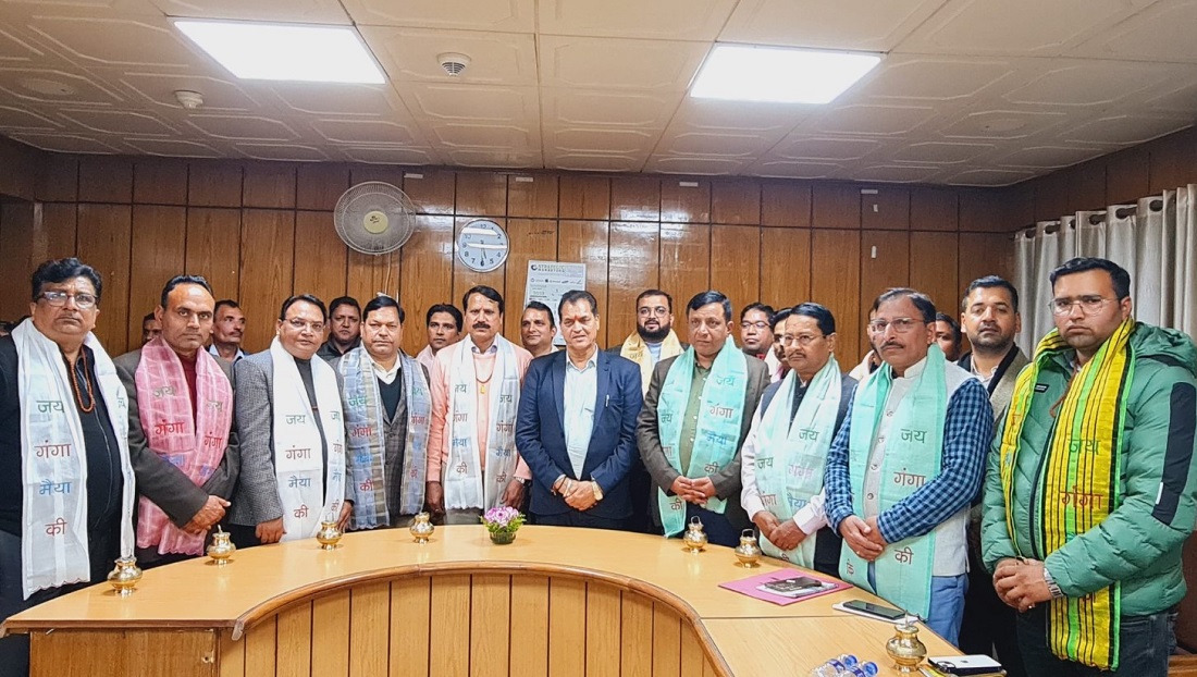 “कैबिनेट मंत्री प्रेमचंद अग्रवाल ने ग्लोबल इन्वेस्टर्स समिट में अहम जिम्मेदारी निभाने वालों को किया सम्मानित”
