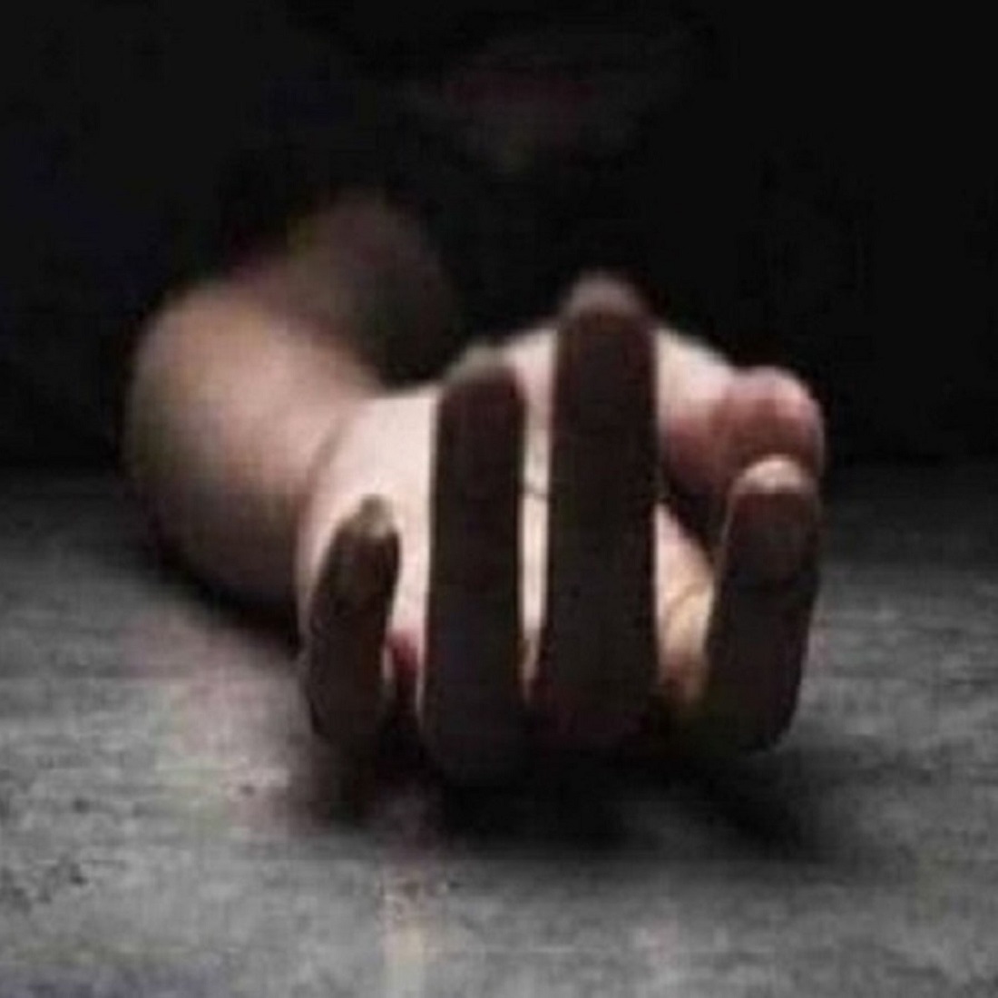 उत्तराखंड: चमोली में अध्यापकों की कार अनियंत्रित होकर 150 मीटर गहरी खाई में समाई, दो अध्यापकों की मौके पर मौत.
