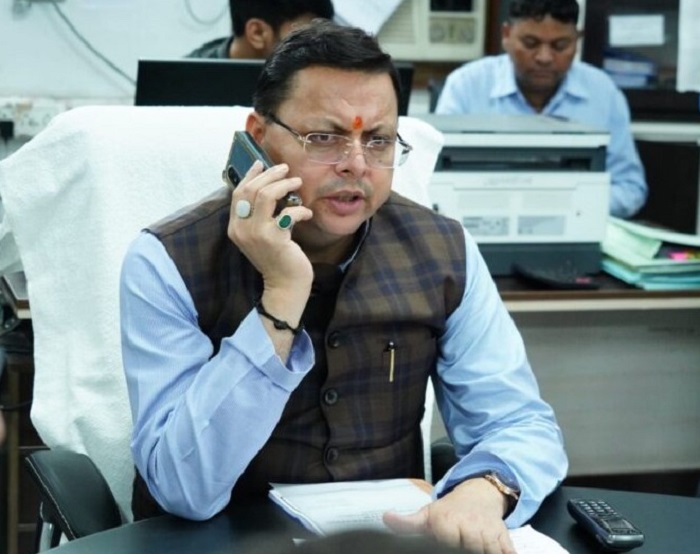आपदा कन्ट्रोल रूम का किया औचक निरीक्षण: मुख्यमंत्री धामी