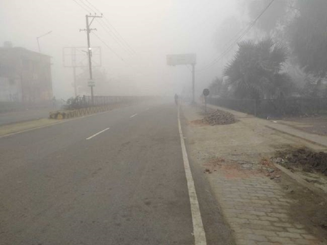 घने कोहरे ने कहर बरपाना जारी, जिससे मंगलवार को अलग-अलग हादसों में आधा दर्जन से अधिक लोगों की चली गई जान, कई लोग घायल: