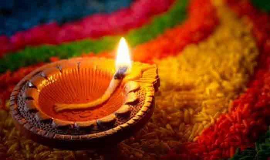 Dhanteras: धनतेरस पर 3 दीपक दूर करेंगे जीवन के सारे दुख दूर. 