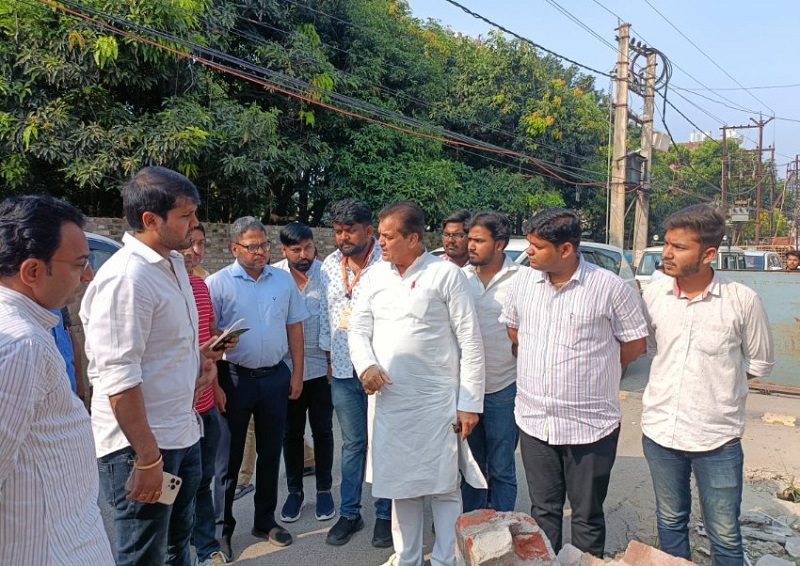 “वित्त एवं शहरी विकास मंत्री ने किया क्षतिग्रस्त सड़कों औचक निरीक्षण”