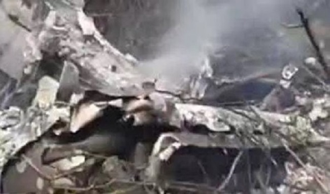 बड़ी ख़बर,,यहाँ विमान दुर्घटना ग्रस्त,,इतने लोगों की मौत..