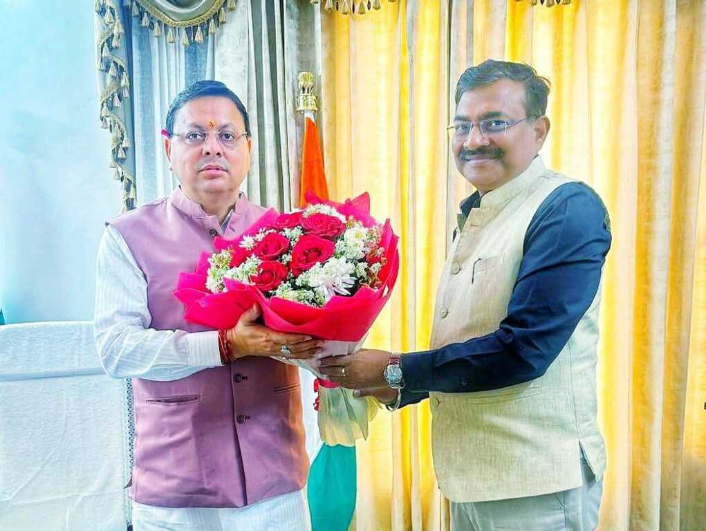 BREAKING NEWS : उत्तराखंड को मिला नया मुख्य सचिव, वरिष्ठ IAS अधिकारी आनंद बर्धन होंगे नए मुख्य सचिव ,आदेश जारी।