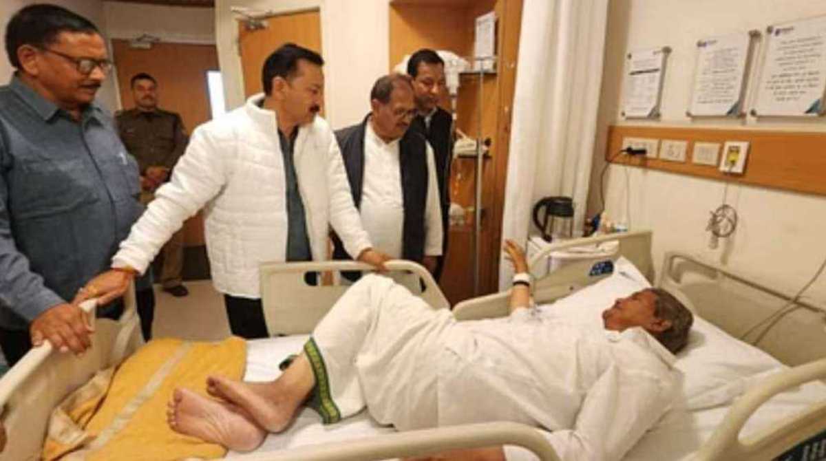 पूर्व मुख्यमंत्री हरीश रावत की तबीयत बिगड़ी, अस्पताल में भर्ती