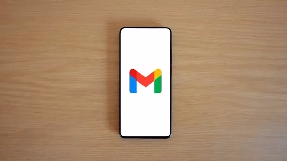 &#8220;Gmail में आया नया मैजिक बटन: बेकार ईमेल्स होंगे छूमंतर!&#8221;