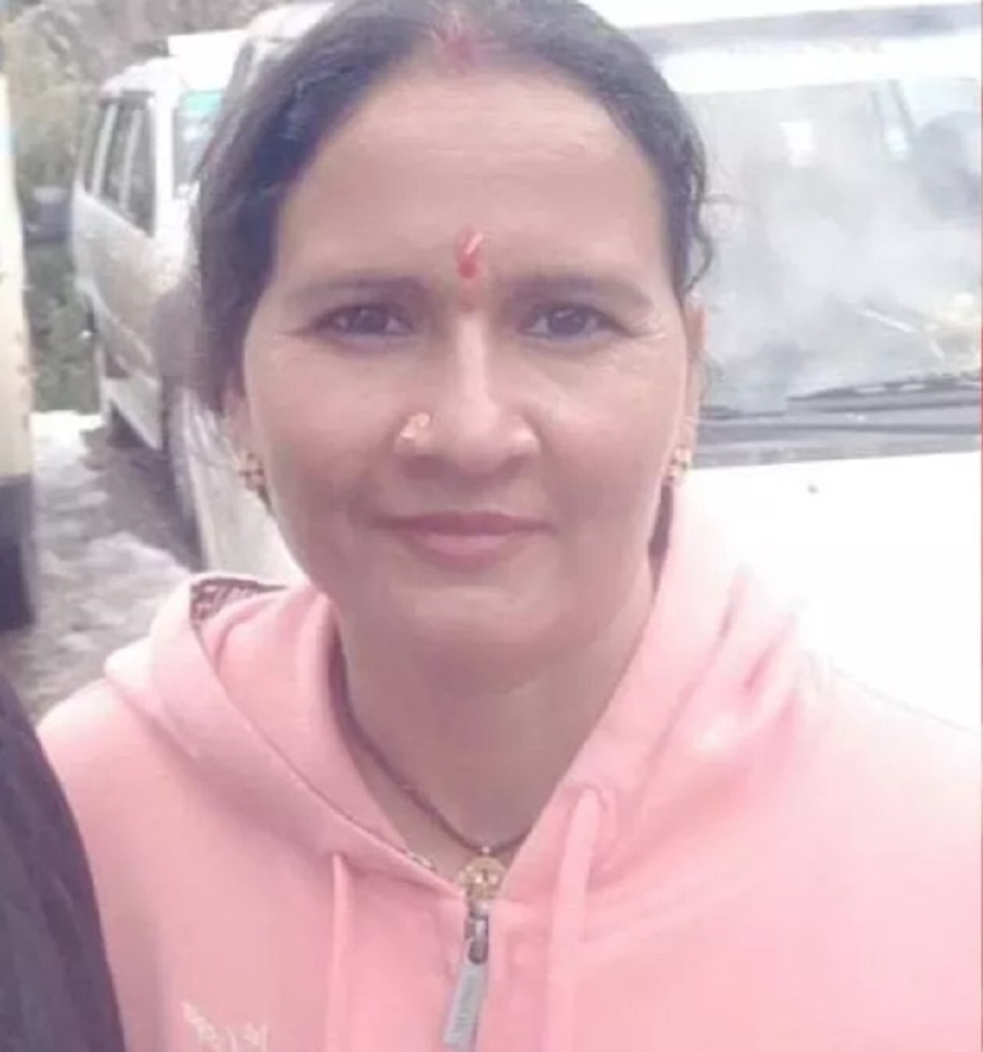 उत्तराखंड हल्द्वानी में गुरुवार को दिन दहाड़े एक पुलिस कांस्टेबल की पत्नी की उनके घर में की हत्या.