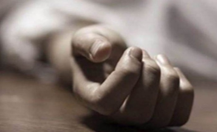 बड़ी खबर,, यहाँ पति ने पत्नी को गला घोंटकर उतारा मौत के घाट..