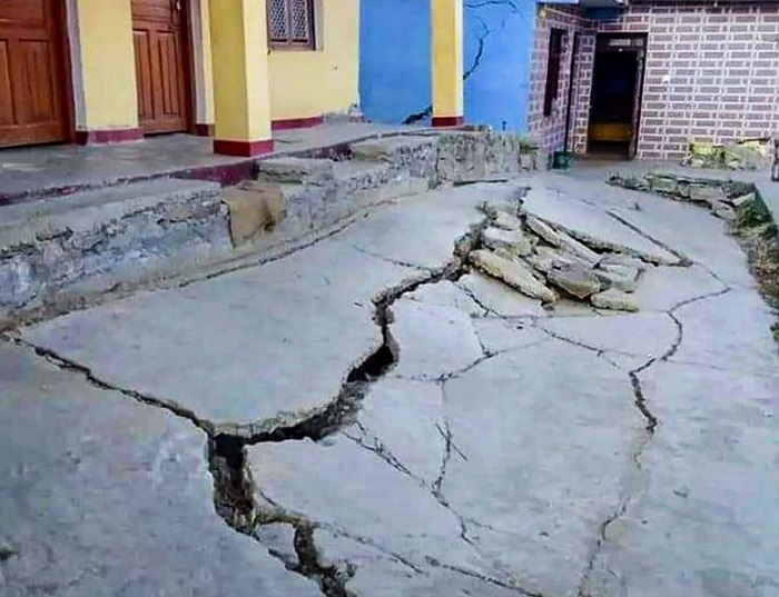 “हाईकोर्ट का फैसला: जोशीमठ भूस्खलन पर रिपोर्ट को ‘गुप्त’ रखने की कोई वजह नहीं”