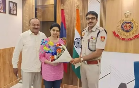 IAS Success Story इंस्पेक्टर की बेटी Rupal Rana बनी IAS अधिकारी