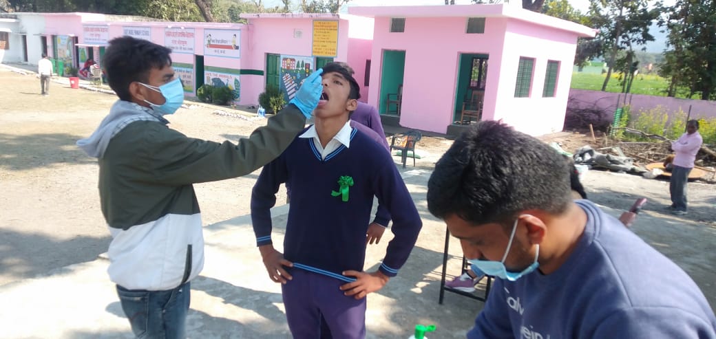 सरकारी स्कूल में कोविड का कहर, यमकेश्वर