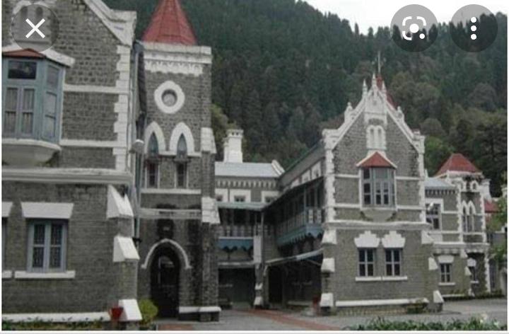 देहरादून के मुख्य नगर अधिकारी को हाई कोर्ट का अवमानना नोटिस