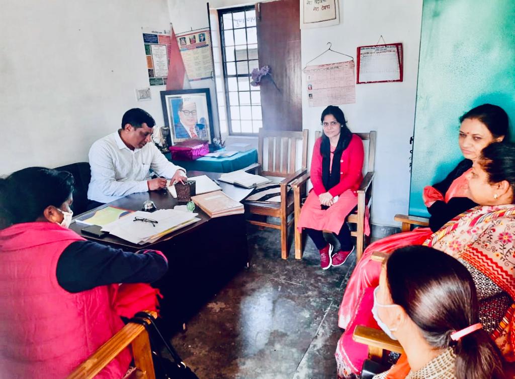 शिक्षा महानिदेशक ने किया सात स्कूलों का औचक निरीक्षण