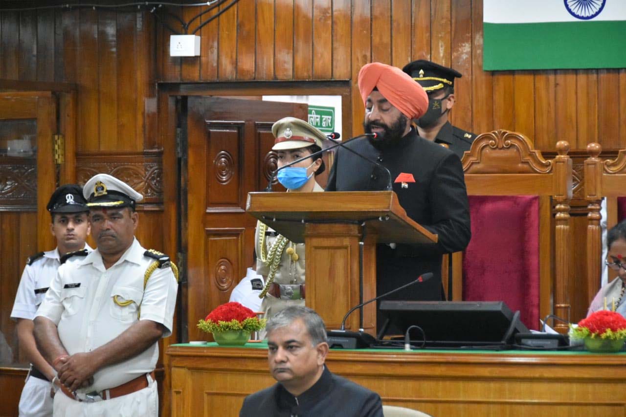 राज्‍यपाल के अभिभाषण के साथ विधानसभा का सत्र शुरू
