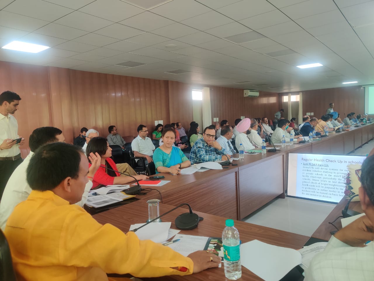 अब बस में सुरक्षा का ध्यान रखते हुए रखी जाएंगी महिला कार्मिक
