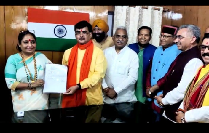 चंपावत से भाजपा विधायक गहतोड़ी ने दिया इस्तीफा,सीएम धामी लड़ेंगे उपचुनाव