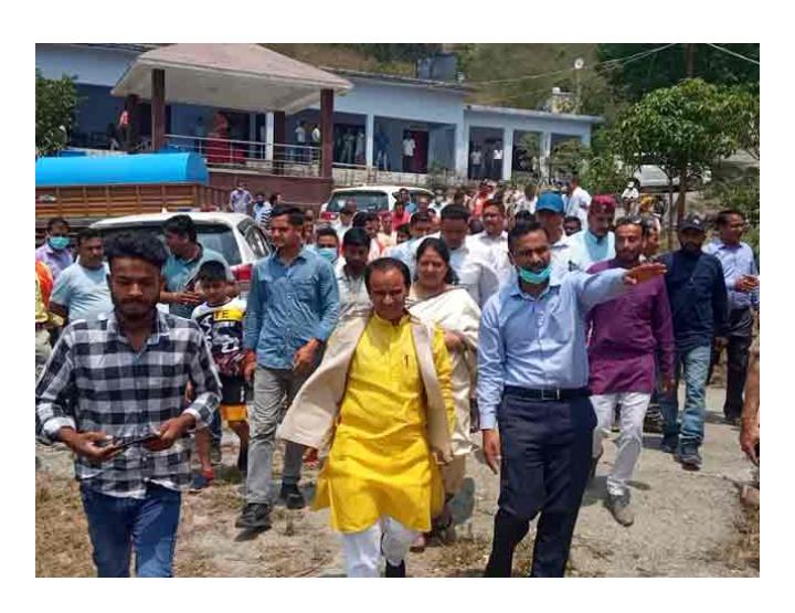 योगी आदित्यनाथ के कार्यक्रम के लिए यमकेश्वर पहुंचे स्वास्थ्य मंत्री