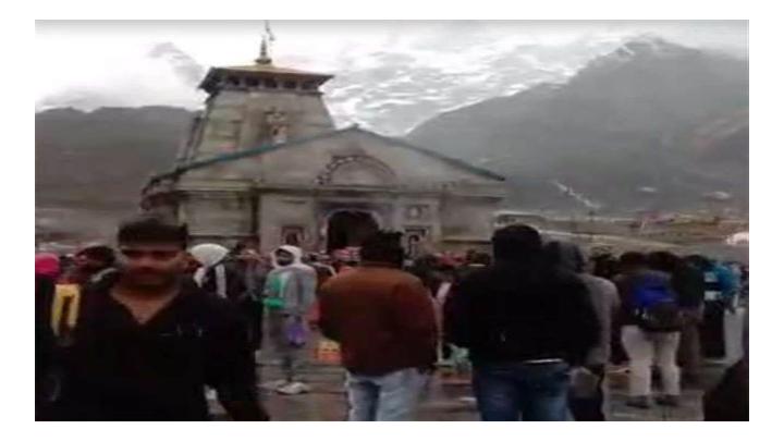 बारिश के चलते प्रशासन ने रोकी केदारनाथ यात्रा,