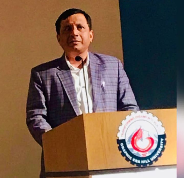 सभी छात्रों को निशुल्क पुस्तकें मिलने के बाद ही मिलेगा महानिदेशक सहित अन्य का वेतन