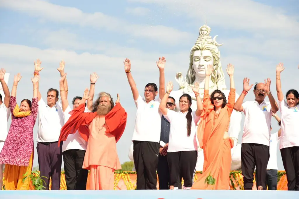 मुख्यमंत्री श्री पुष्कर सिंह धामी अंतरराष्ट्रीय योग दिवस के अवसर पर बधाइयां एवं शुभकामनाएं दी।
