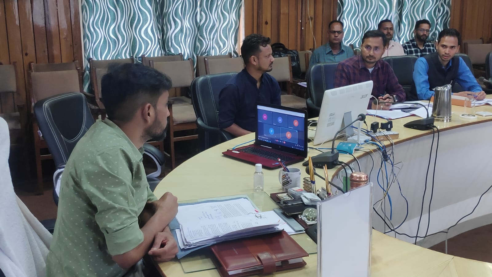 DM डॉ आशीष चौहान ने सम्बन्धित विभागों के अधिकारियों को दिए अहम निर्देश